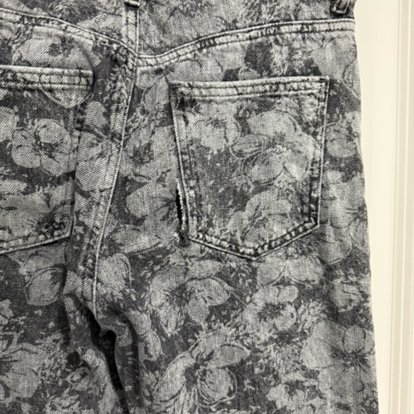 Moschino two tone black/grey floral jeans - size 26 - Picture 5 of 5